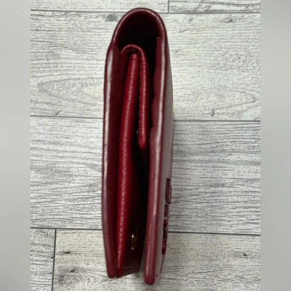 💯 Authentic PRADA Saffiano Red Compact Wallet with Box $795 - Picture 7 of 15